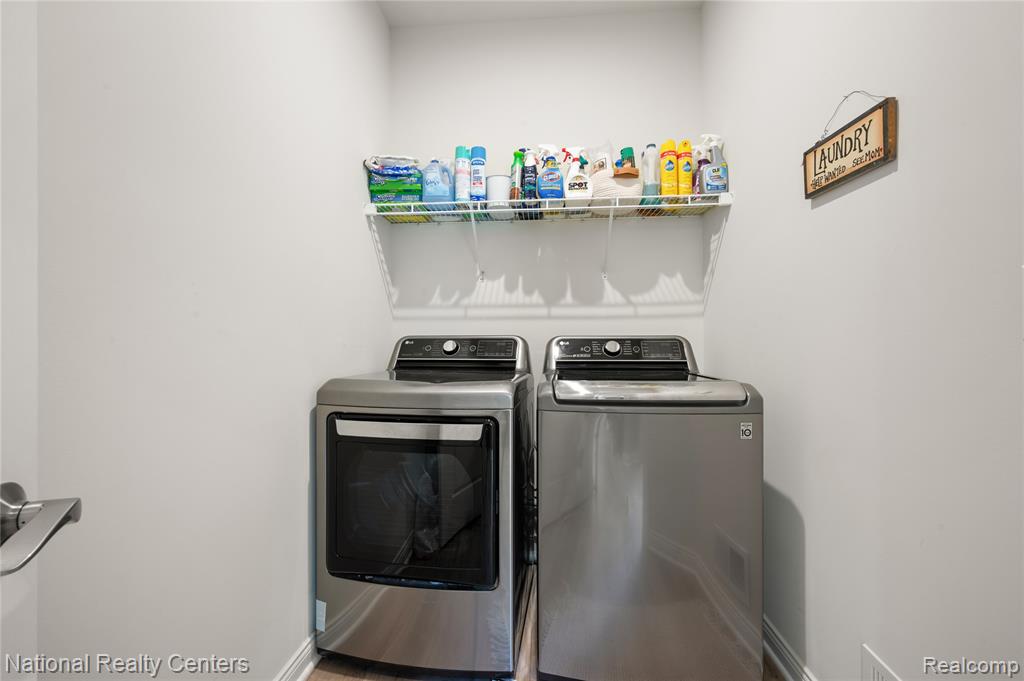 48796 Windfall Road, Novi, MI — Photo 19