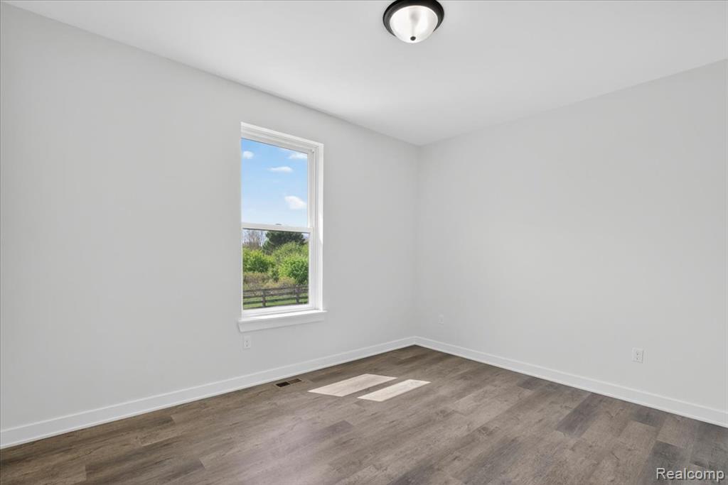 2401 McClellan Boulevard, Davison, MI 48423 — Photo 24