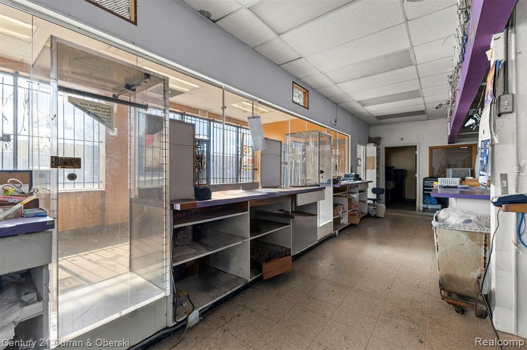 16300 W 7 Mile Road, Detroit, MI 48235 — Photo 38