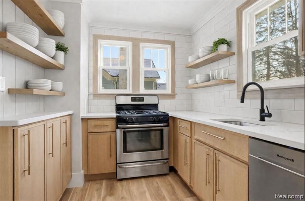 317 W Saint Clair Street, Romeo, MI 48065 — Photo 9