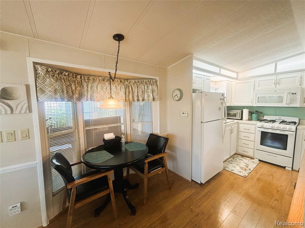 5244 Independence Lane, 52, Lexington, MI 48450 — Photo 20
