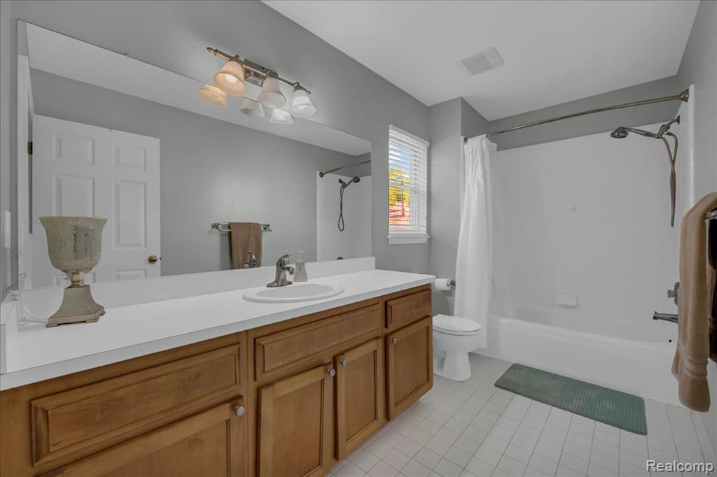 8159 Pickering Place, Westland, MI — Photo 30