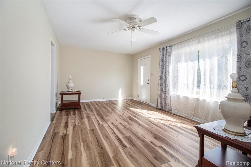 5889 N Globe Street, Westland, MI — Photo 3