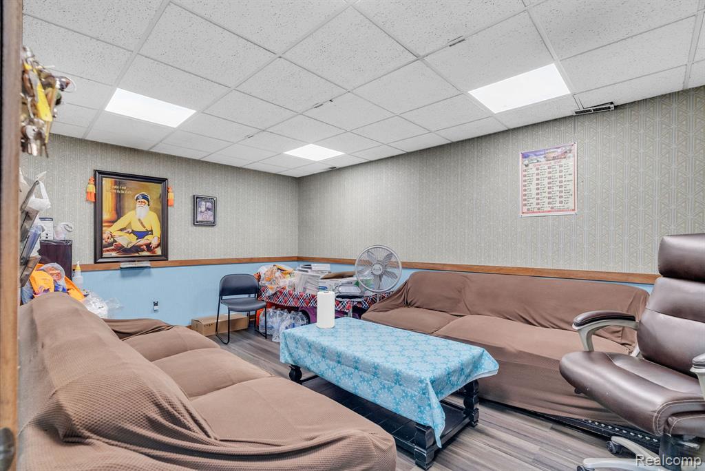 1475 S Newburgh Road, Westland, MI, 48186