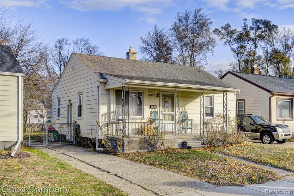 967 E Shevlin Avenue, Hazel Park, MI 48030 — front exterior