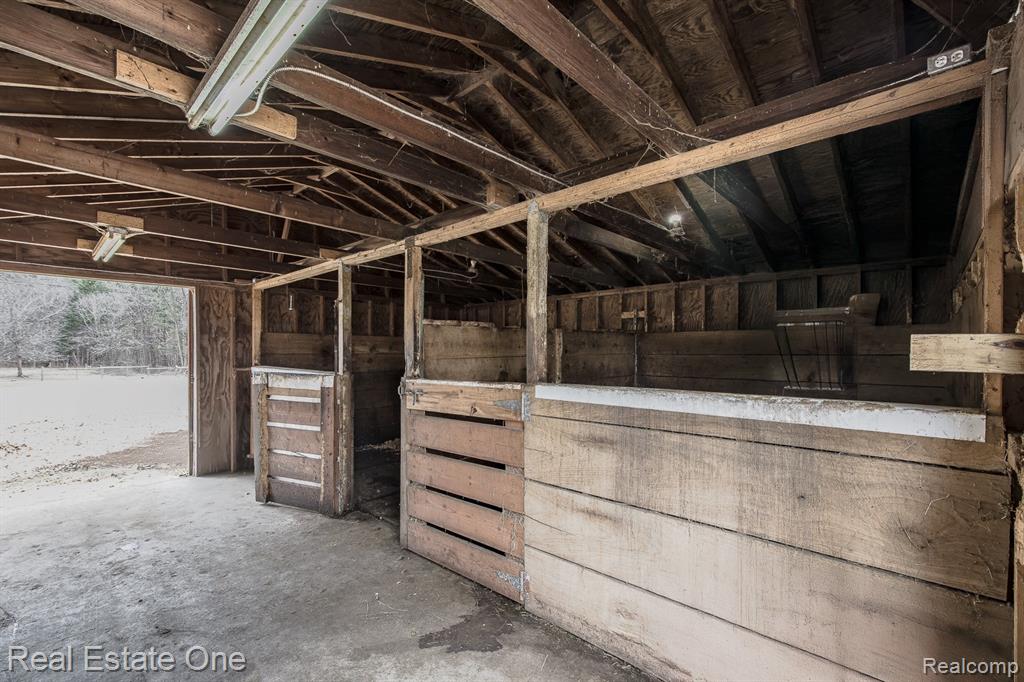 475 S Coats Road, Oxford, MI 48371 — Photo 43
