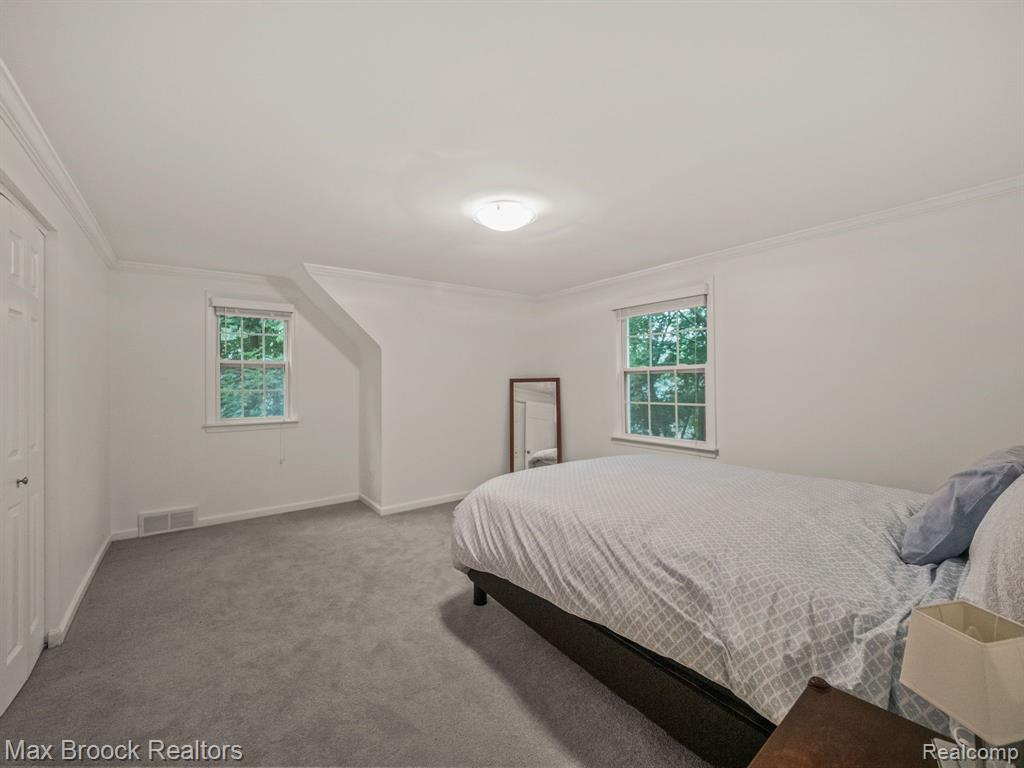 27180 WELLINGTON Road, Franklin, MI 48025 — Photo 17