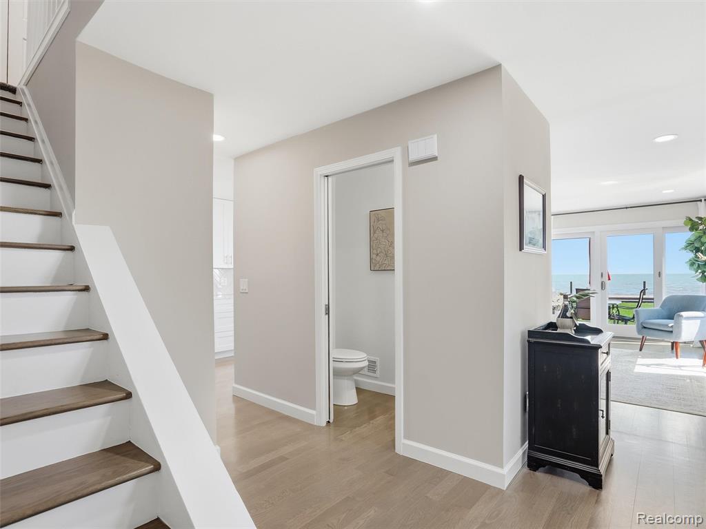 102 Lac Sainte Claire Drive, Saint Clair Shores, MI 48082 — Photo 13