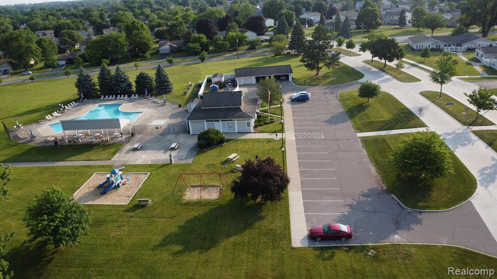 23062 CRANBROOKE Lane, 173, Novi, MI — Photo 25