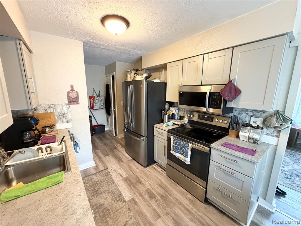 8542 SPINNAKER WAY, Ypsilanti, MI 48197 — Photo 3