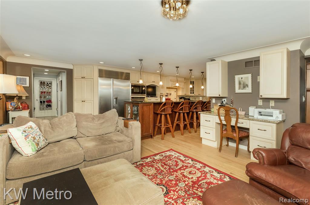 85 Stalwart Drive, Troy, MI 48098 — Photo 14