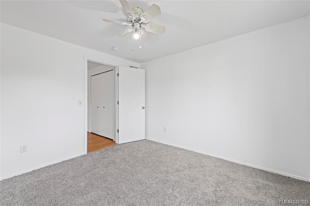 4959 Kingswood Drive, Warren, MI 48092 — Photo 24