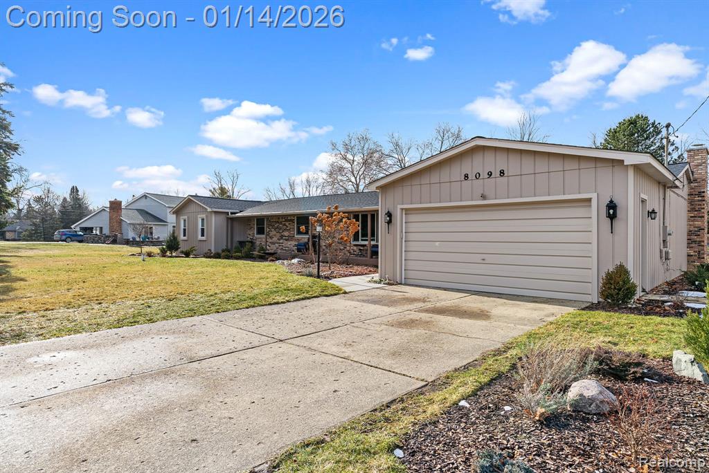 8098 Dover Drive, Grand Blanc, MI 48439 — Photo 4