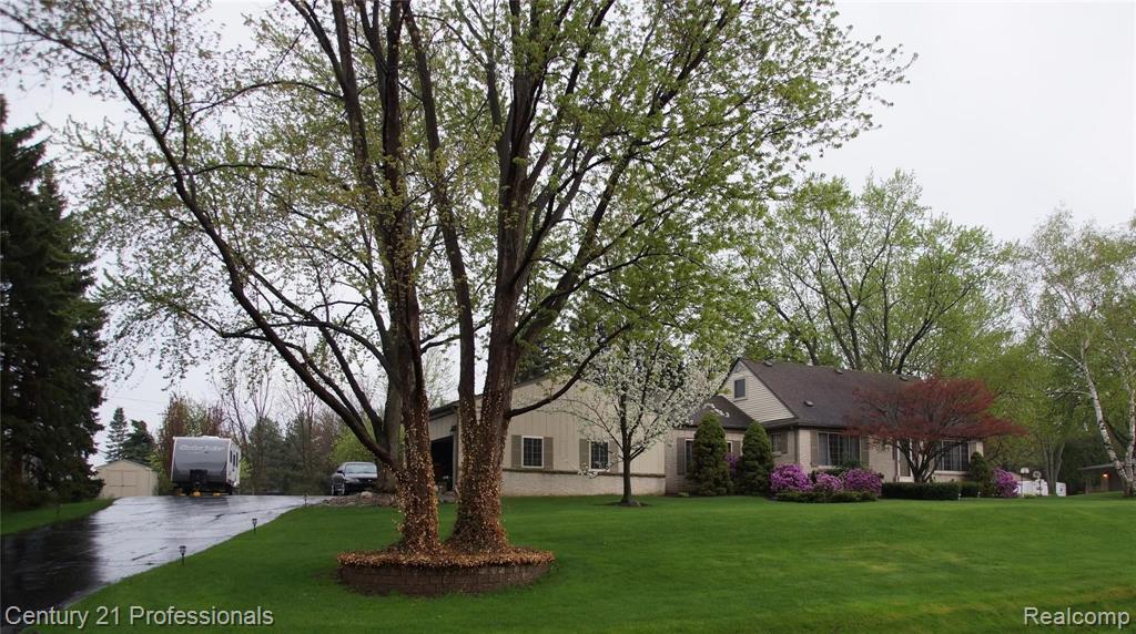 575 Troyvally Street, Troy, MI 48098 — Photo 43