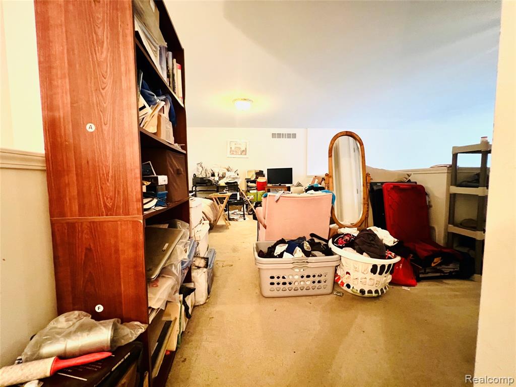 162 S Vista, Auburn Hills, MI 48326 — Photo 9