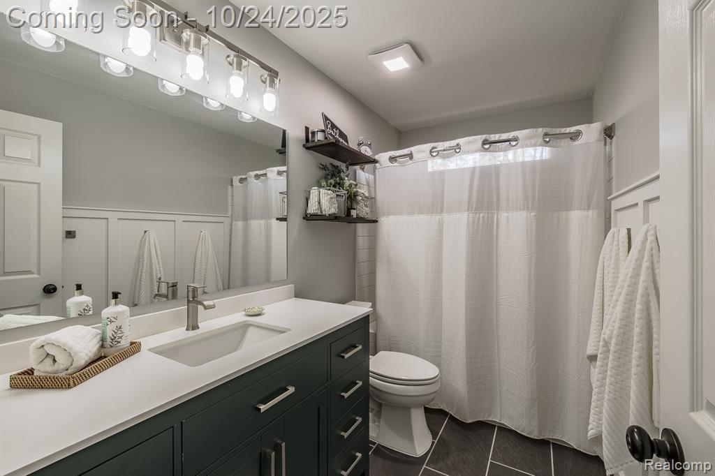 6244 Lake Waldon Court, Clarkston, MI — Photo 28
