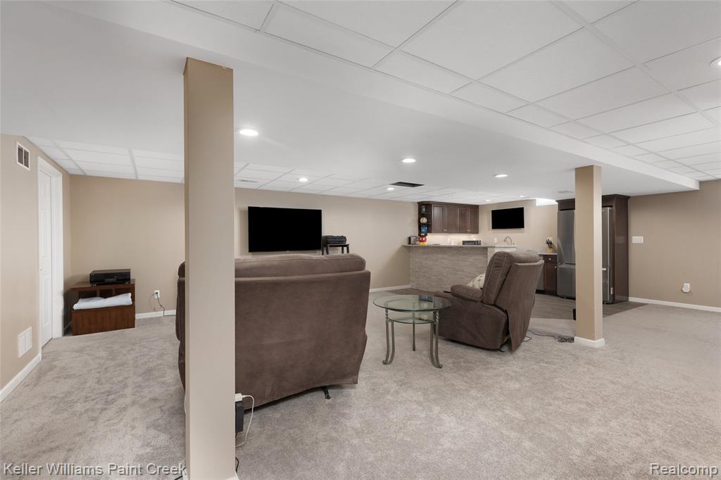 54690 Shady Creek Drive, New Baltimore, MI 48047 — Photo 33