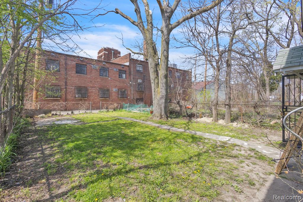 3945 Lenox Street, Detroit, MI 48215 — Photo 26