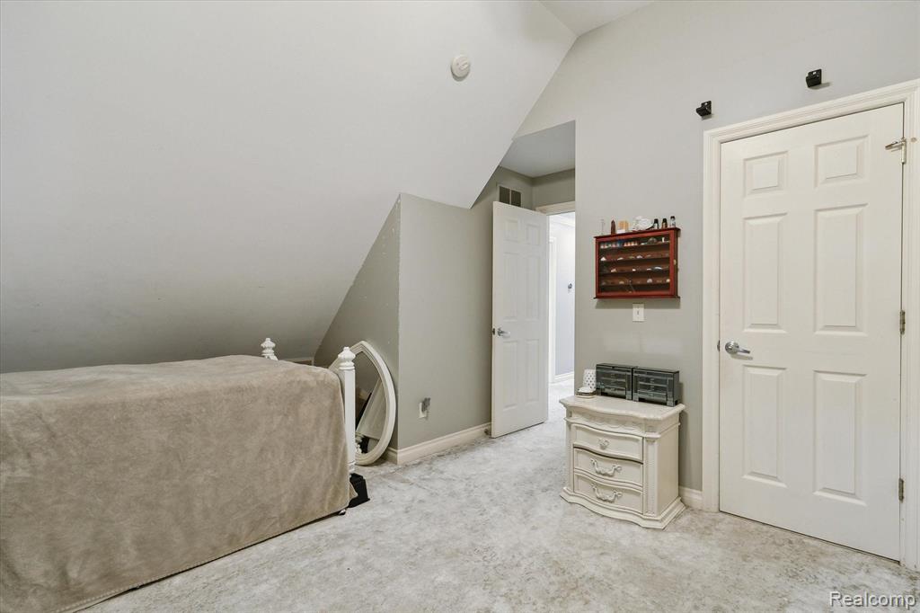 1858 SANDY SHORES Drive, Oxford, MI 48371 — Photo 36