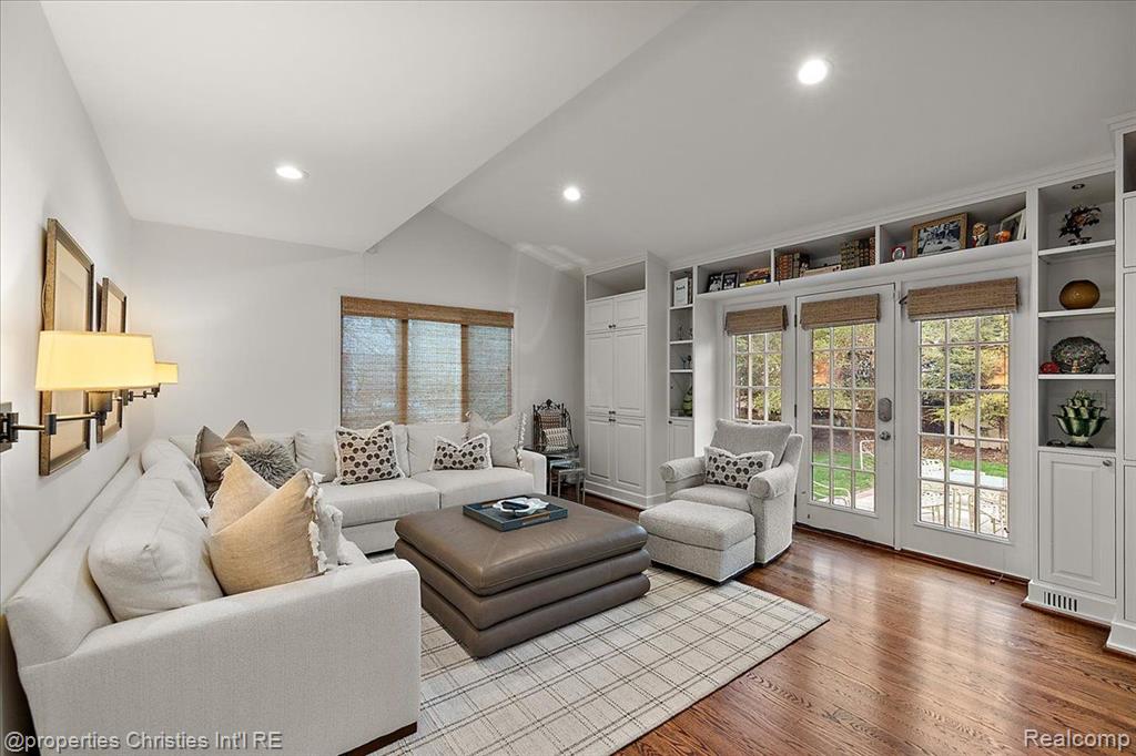 765 S Glenhurst Drive, Birmingham, MI 48009 — Photo 10