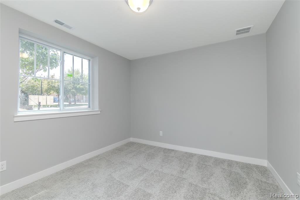 25566 Grandview Lane, 37, Novi, MI — Photo 37