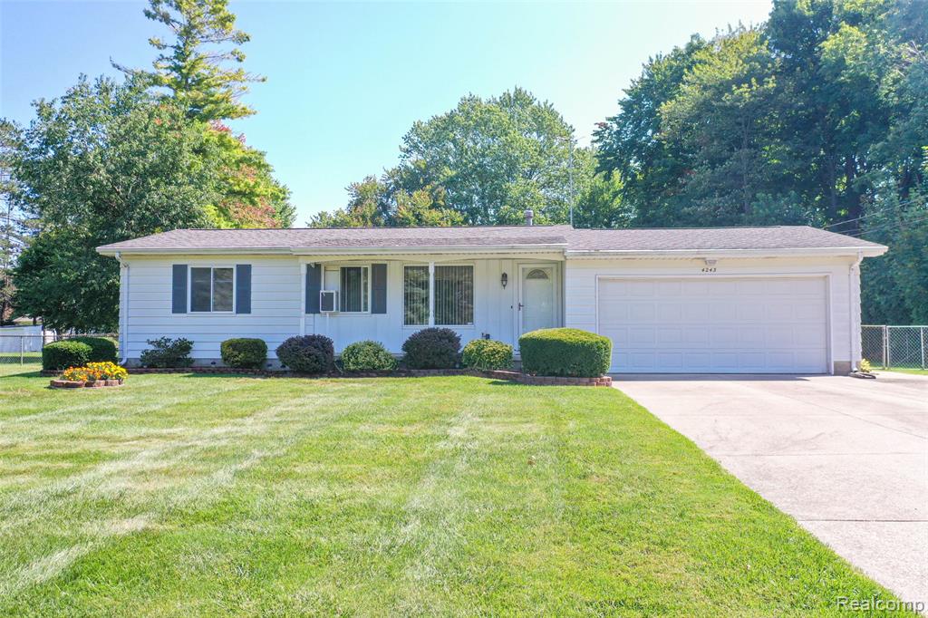 4243 Moulton Drive, Flint, MI 48507 — front exterior