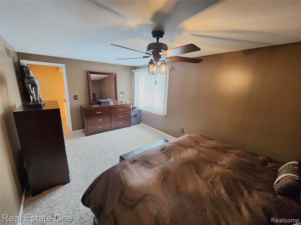 45529 Essex Drive, Macomb, MI 48044 — Photo 21