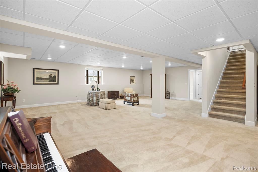 49031 Honey Tree Court Court, Northville, MI 48168 — Photo 36