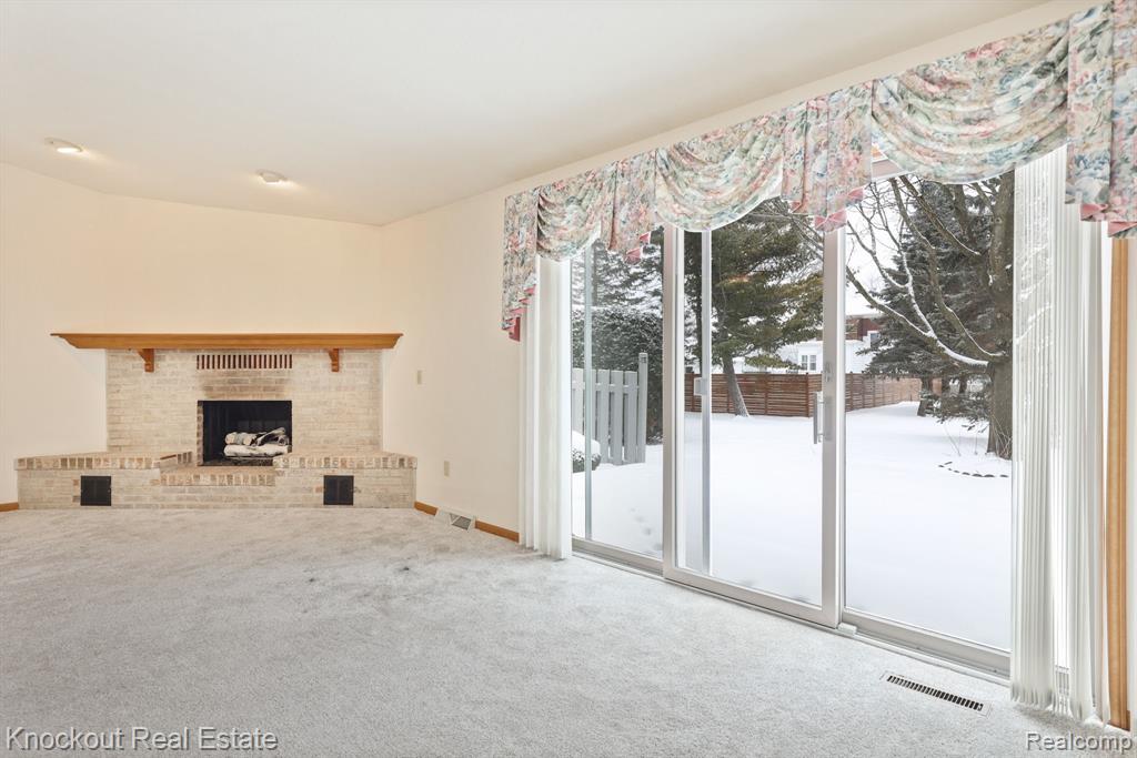 53 Pine Grove Drive, Frankenmuth, MI 48734 — Photo 12