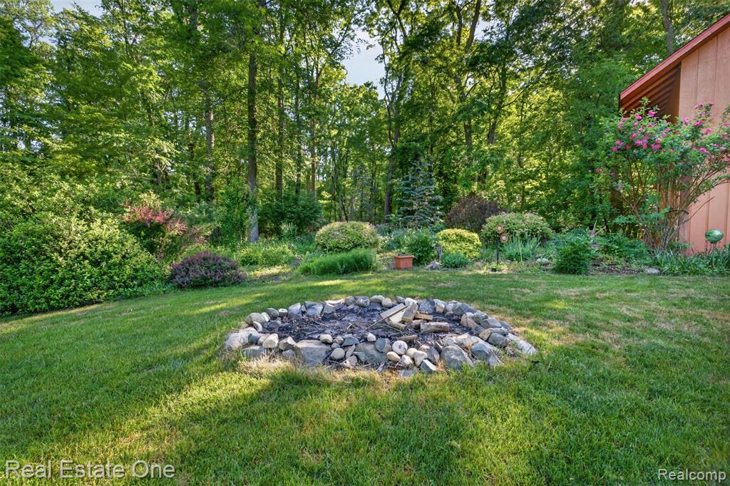 5466 Grange Hall Road, Holly, MI 48442 — Photo 25