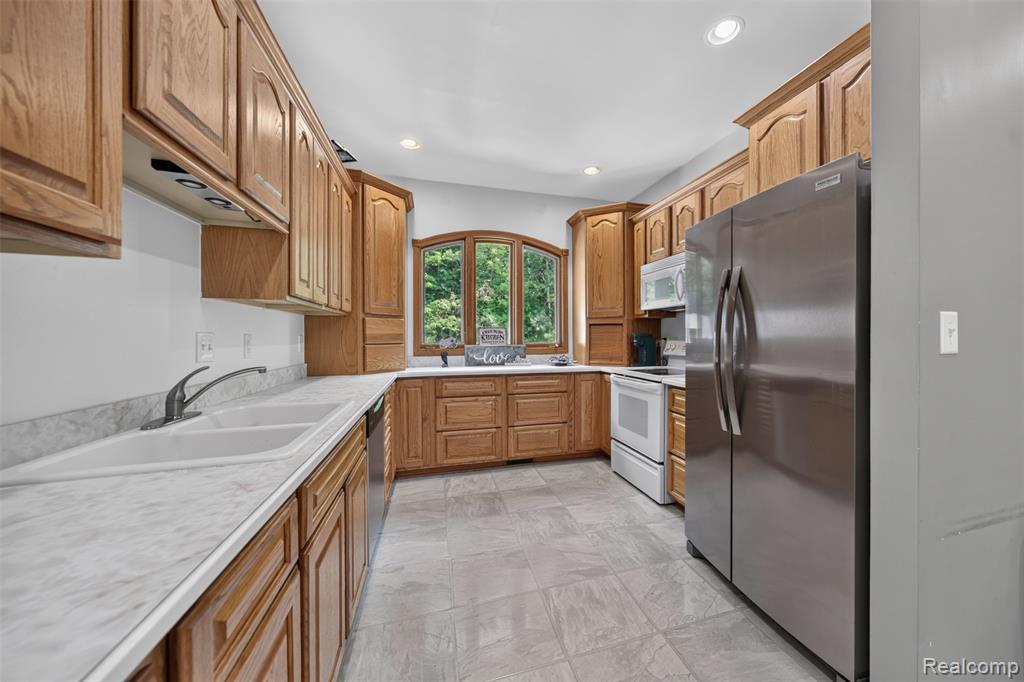 1621 Preservation Lane, St. Clair, MI 48079 — Photo 44