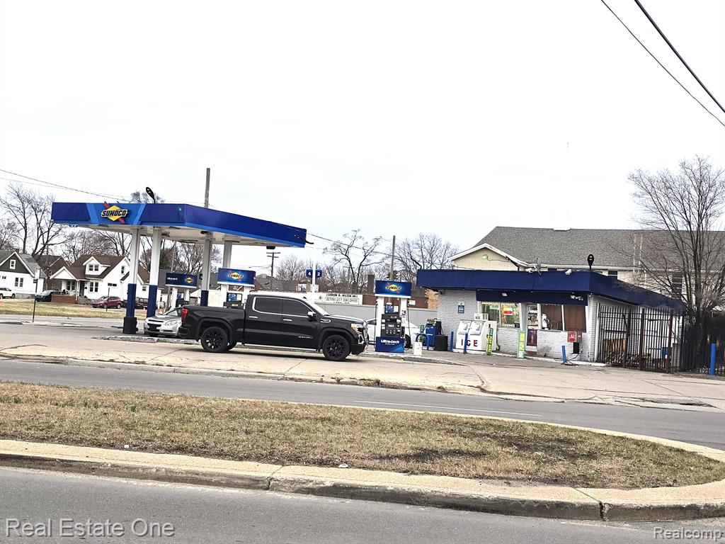 14127 LINWOOD Street, Detroit, MI 48238
