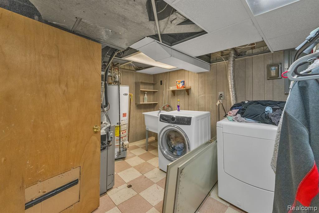 630 N Denwood Street, Dearborn, MI 48128 — Photo 35