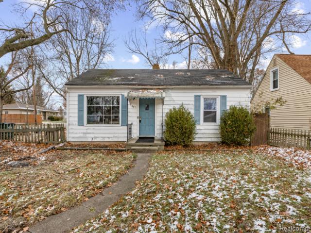 601 Jessop Avenue, Lansing, MI 48910 — front exterior