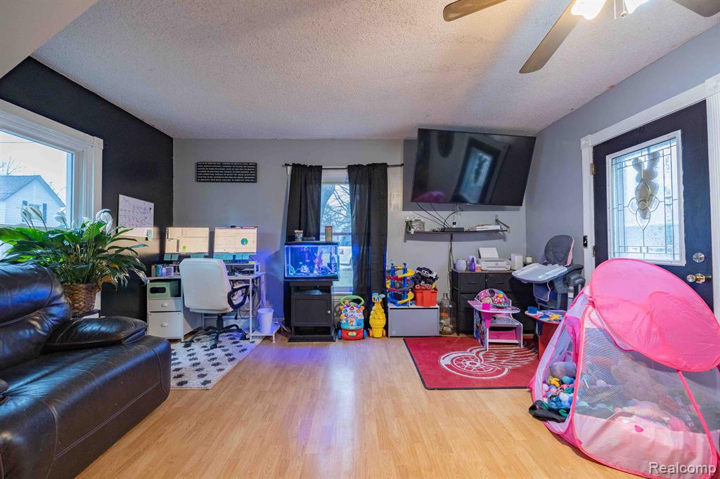 8908 AUGUSTA Street, Willis, MI 48191 — Photo 11