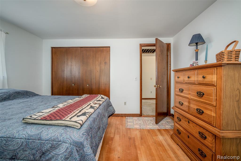 560 Coats Road, Lake Orion, MI 48362 — Photo 28