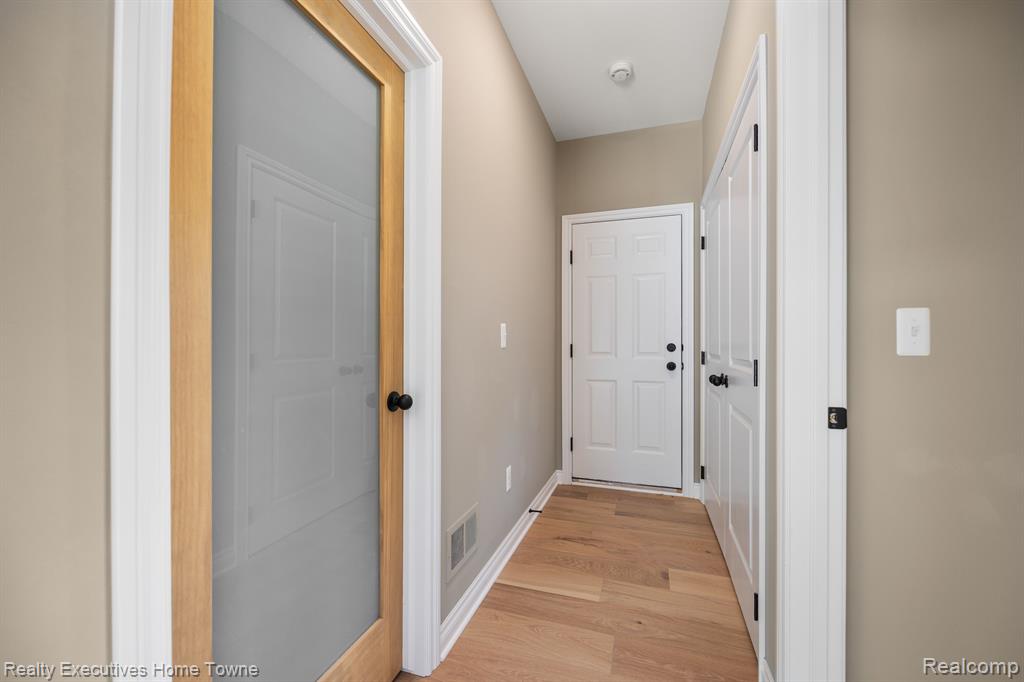 11948 Encore Court, Shelby Twp, MI 48315 — Photo 19