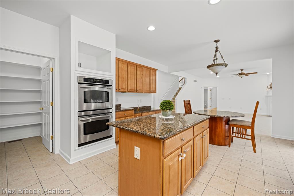 6901 Reed Court, West Bloomfield, MI — Photo 20