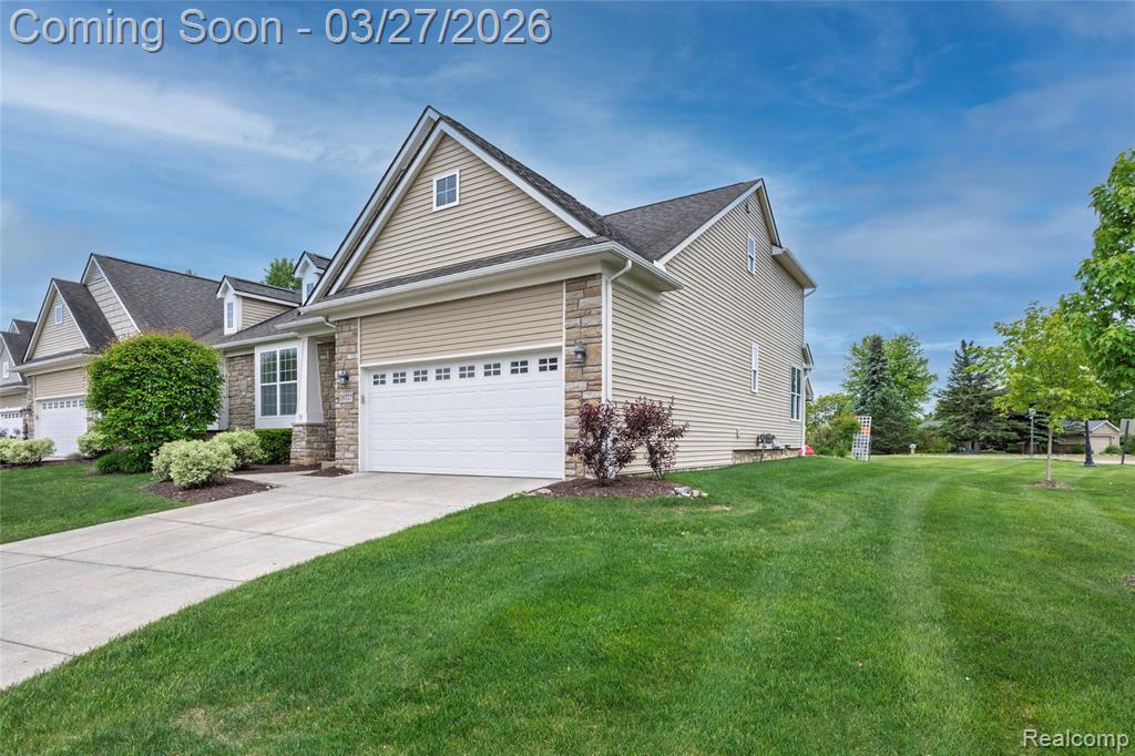 26727 Wilton Court, New Hudson, MI 48165 — Photo 2