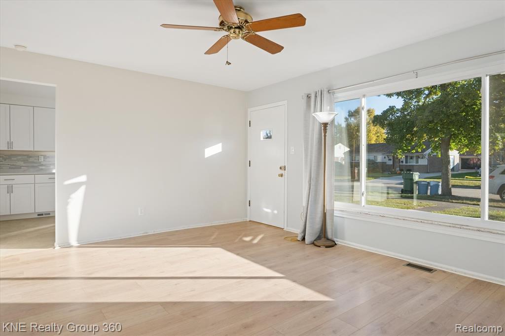 15464 Mulberry Street, Southgate, MI 48195 — Photo 10