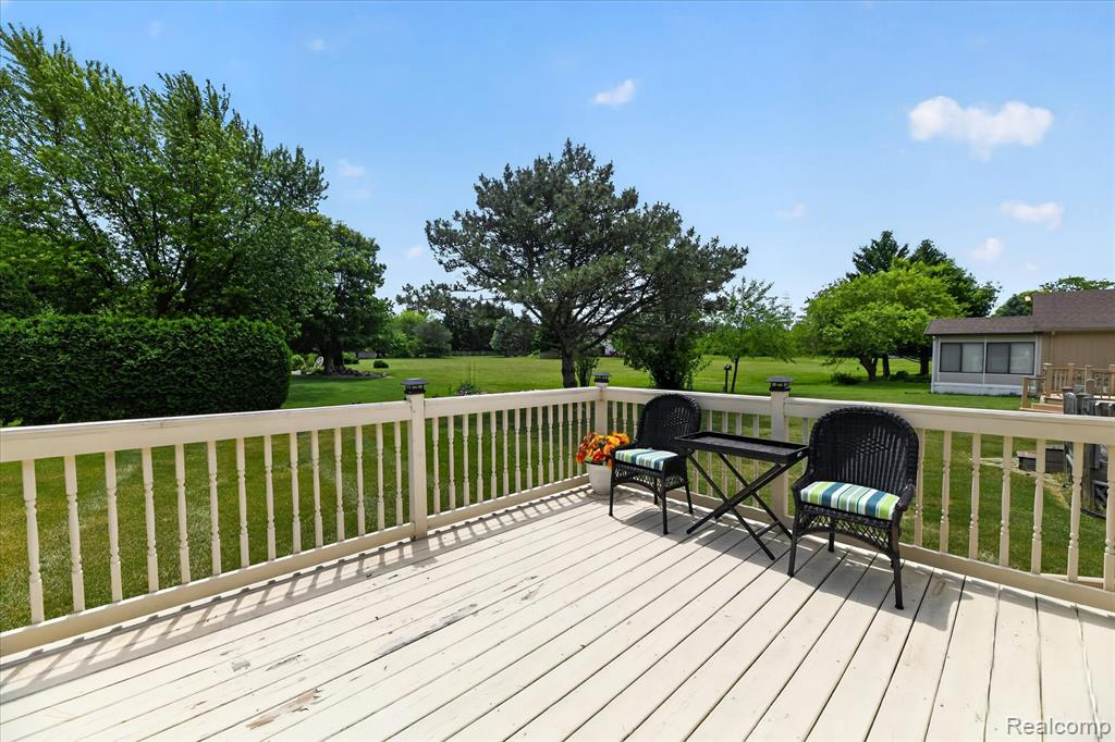 6407 Western Way, Flint, MI 48532 — Photo 35