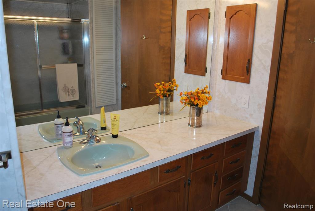 40936 Micol Drive, Plymouth, MI 48170 — Photo 39