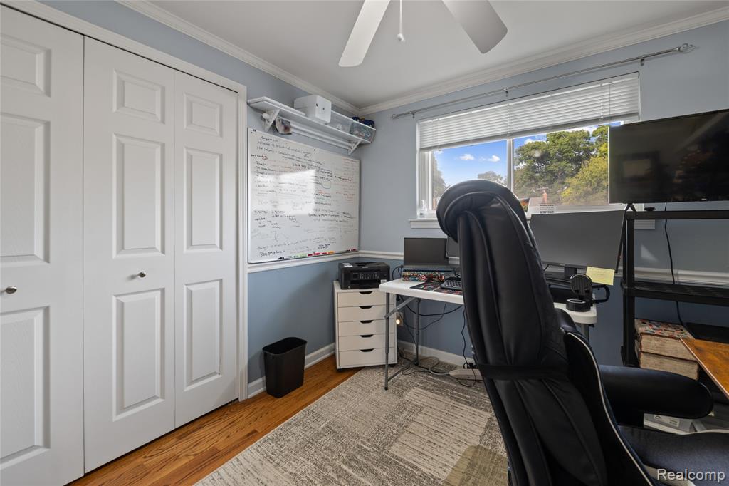 676 Sheffield Road, Auburn Hills, MI 48326 — Photo 17