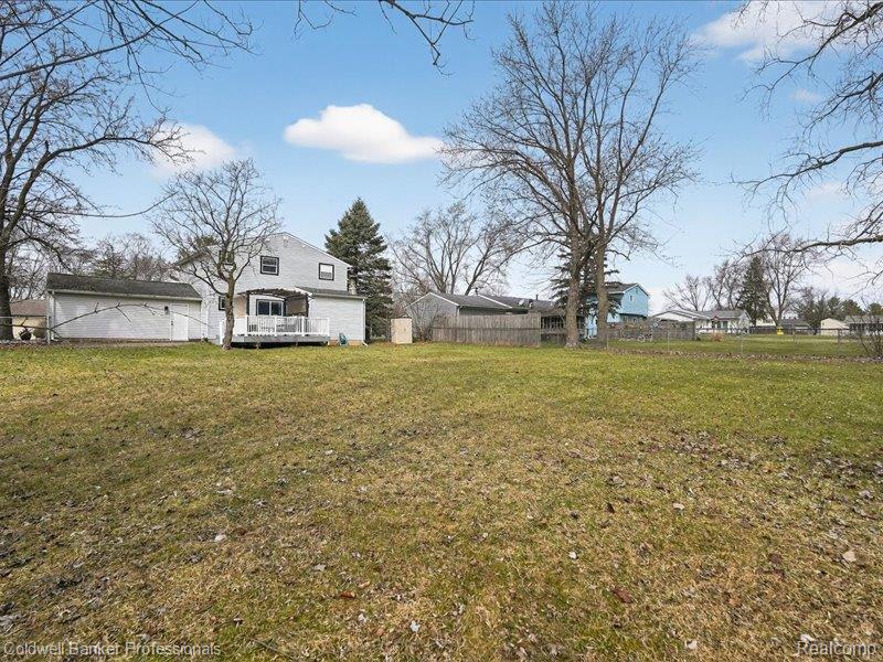 6091 Rocking Chair Road, Grand Blanc, MI 48439 — Photo 46