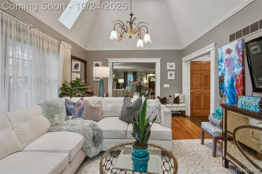 8094 Huntington Road, Huntington Woods, MI — Photo 18