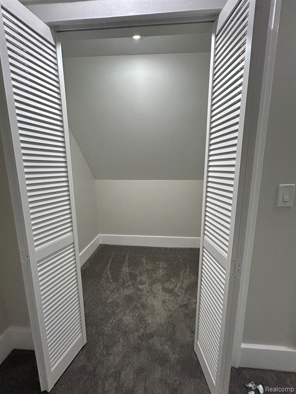 425 W Iroquois Road, Pontiac, MI 48341 — Photo 39