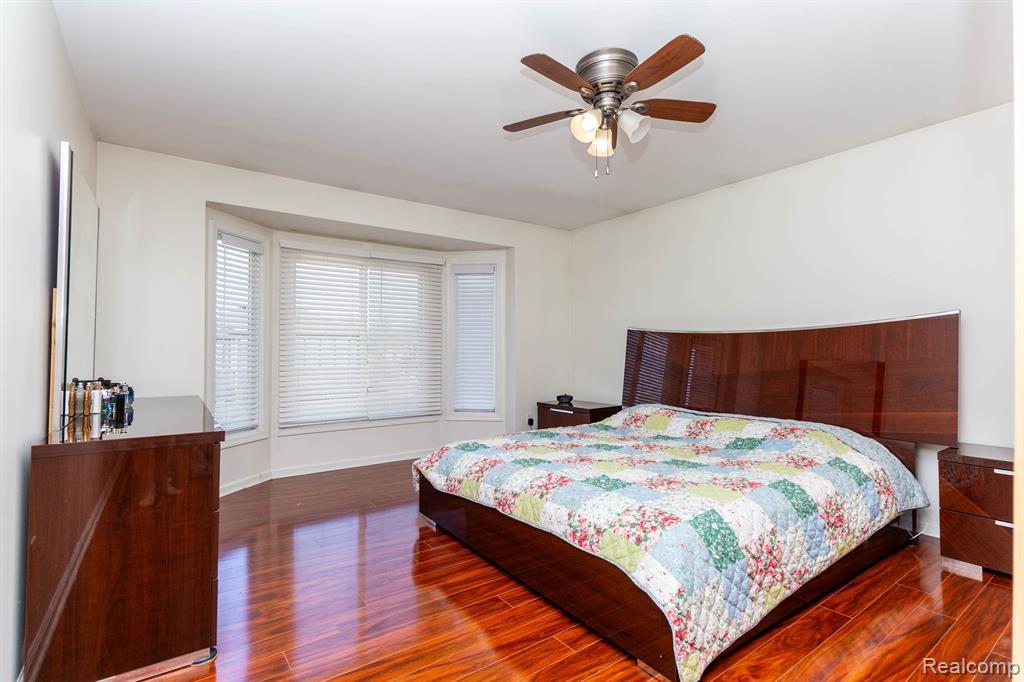 4617 LANCELOT Drive, Sterling Heights, MI 48310 — Photo 23
