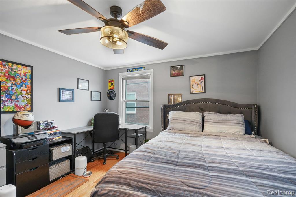 5270 LANNOO Street, Grosse Pointe, MI 48236 — Photo 22