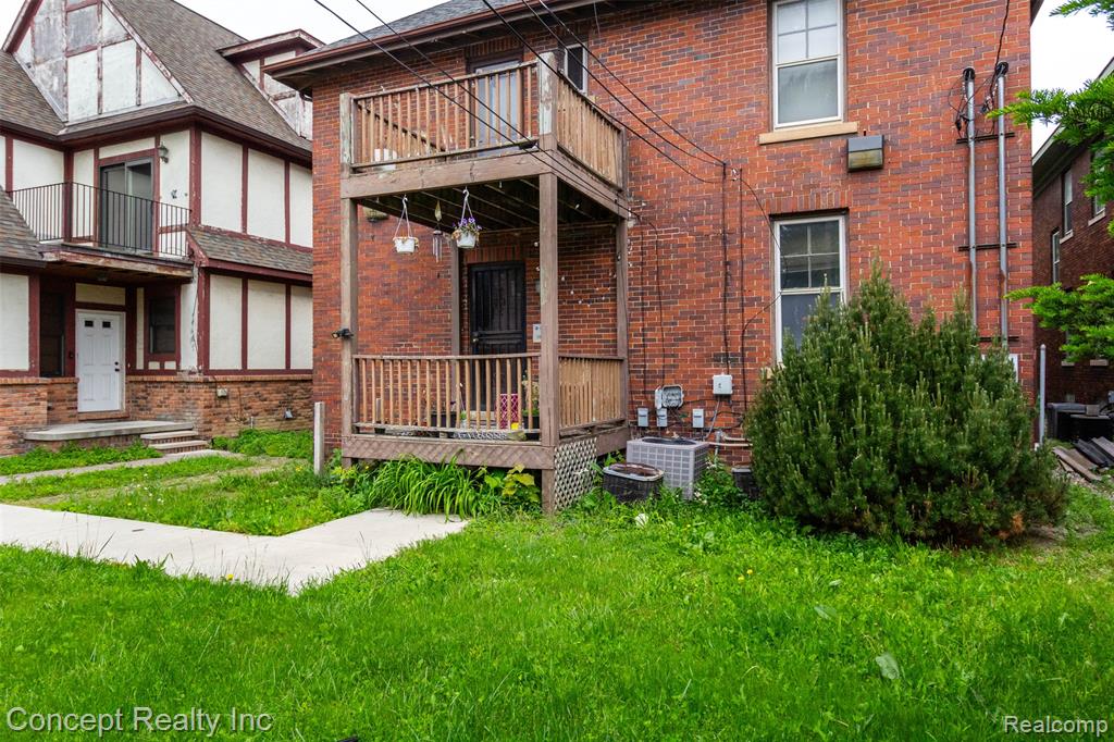 440 E FERRY Street, Detroit, MI 48202 — Photo 43
