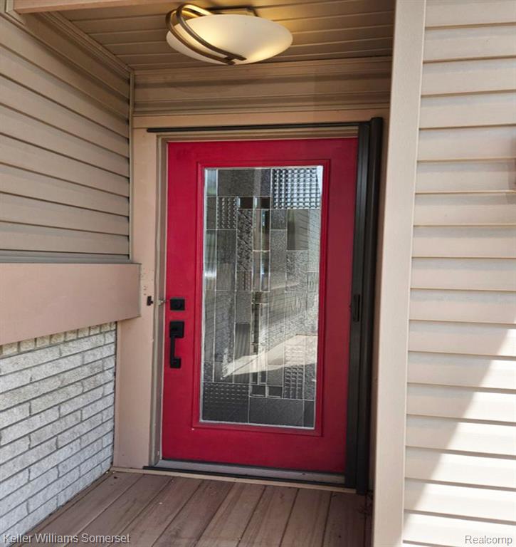 5568 PATTERSON Drive, Troy, MI 48085 — Photo 5